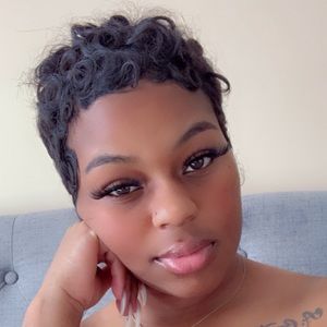 Meet your Posher, Kanisha